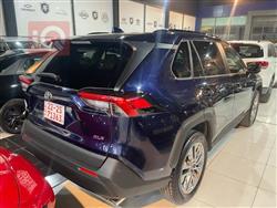 تۆیۆتا ڕاڤ 4